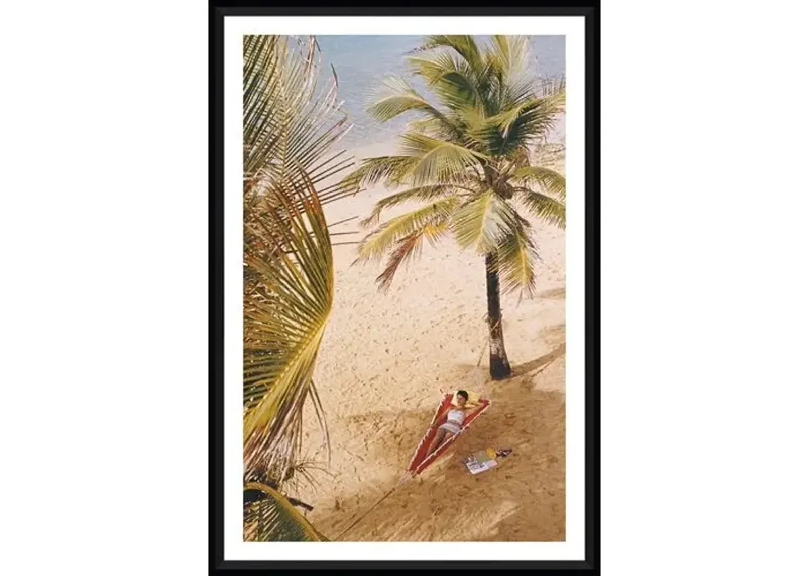 Slim Aarons - Caribe Hilton Beach - Black