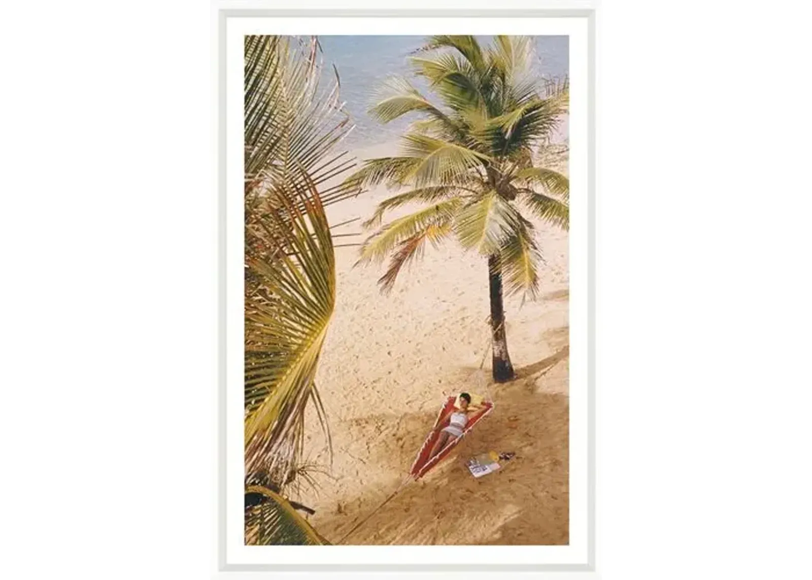 Slim Aarons - Caribe Hilton Beach - White