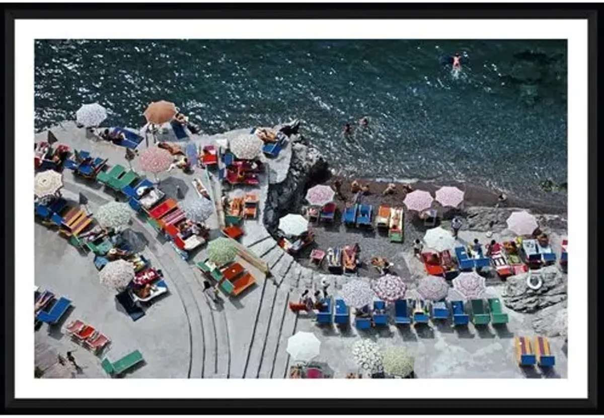 Slim Aarons - La Scogliera Beach - Black