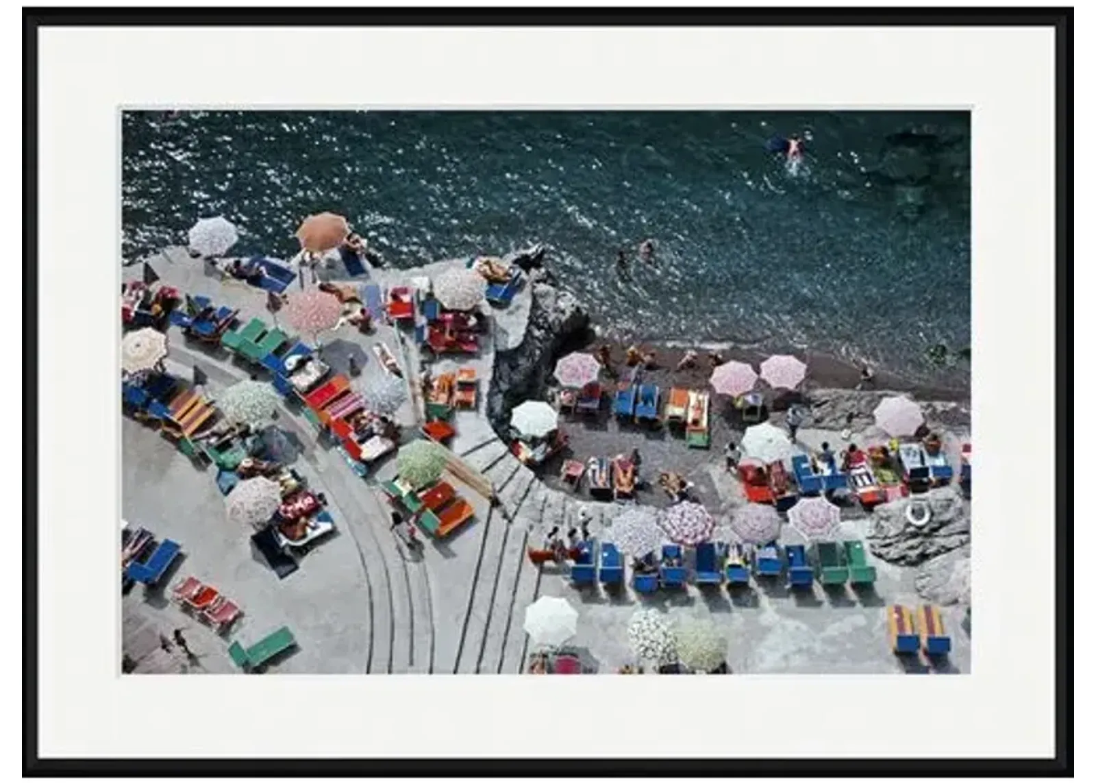 Slim Aarons - La Scogliera Beach - Black