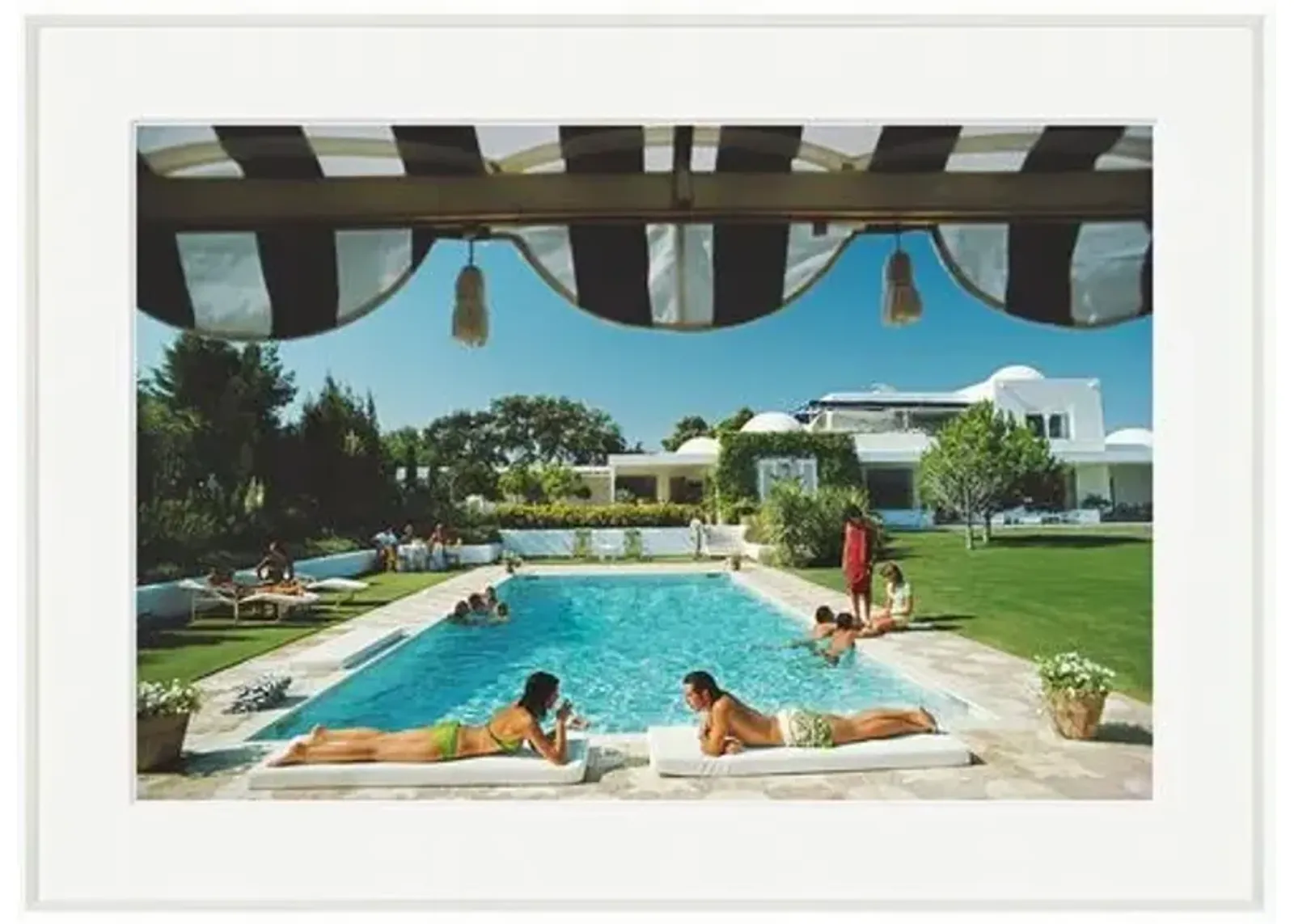 Slim Aarons - Poolside in Sotogrande - White