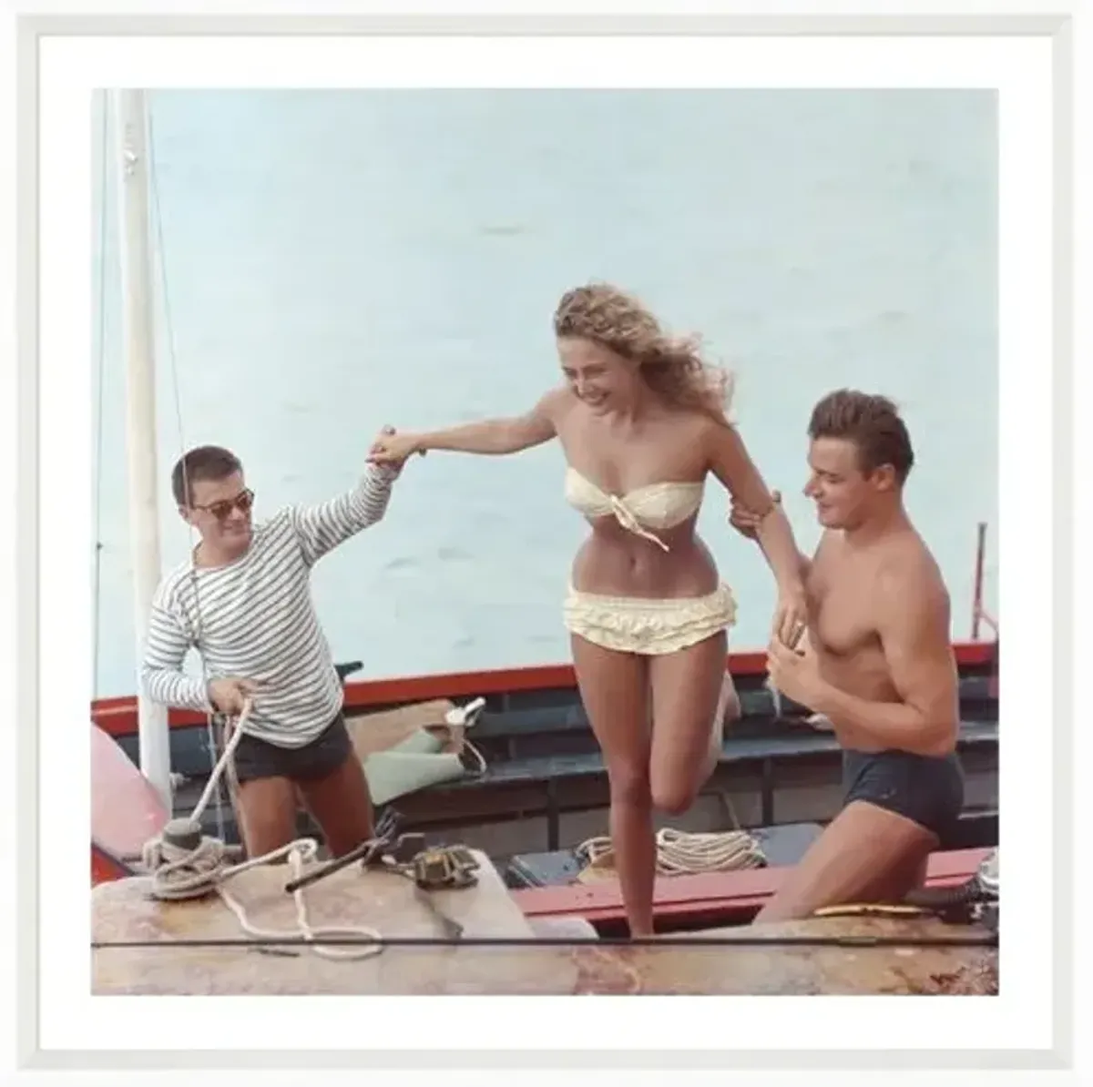 Slim Aarons - A Helping Hand 1957 - White