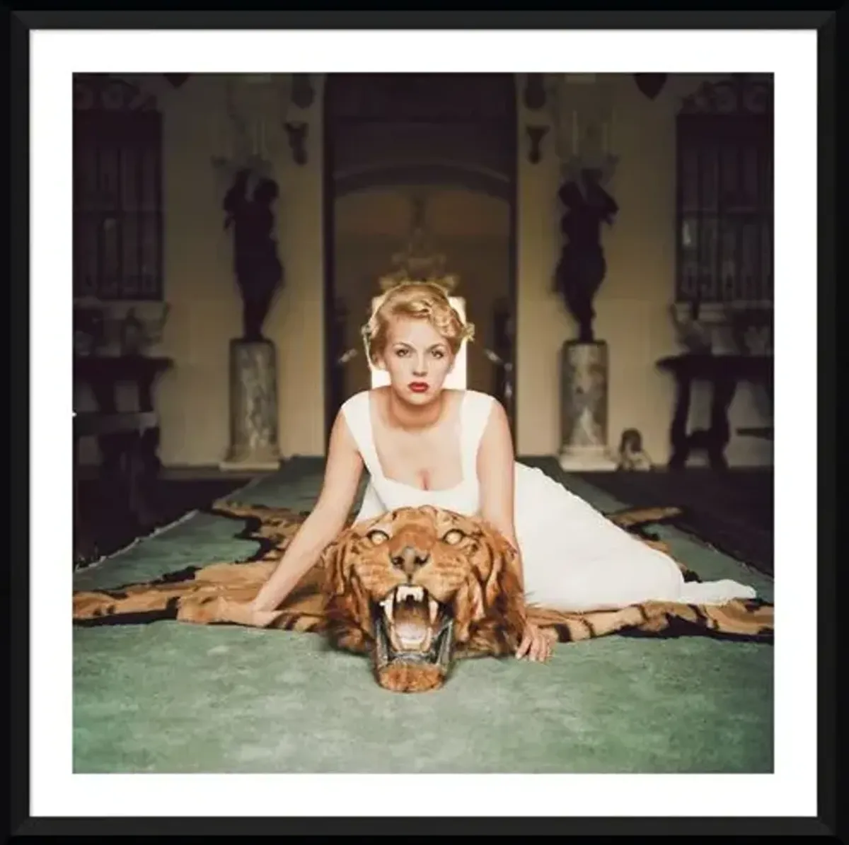 Slim Aarons - Beauty and the Beast 1959 - Black