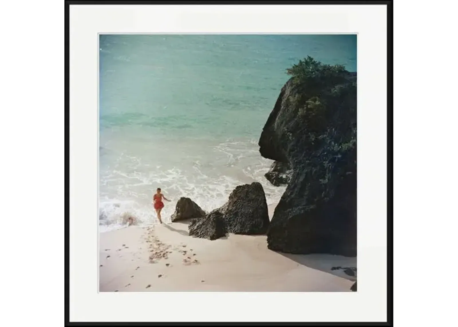 Slim Aarons - Bermuda Beach 1957 - Black