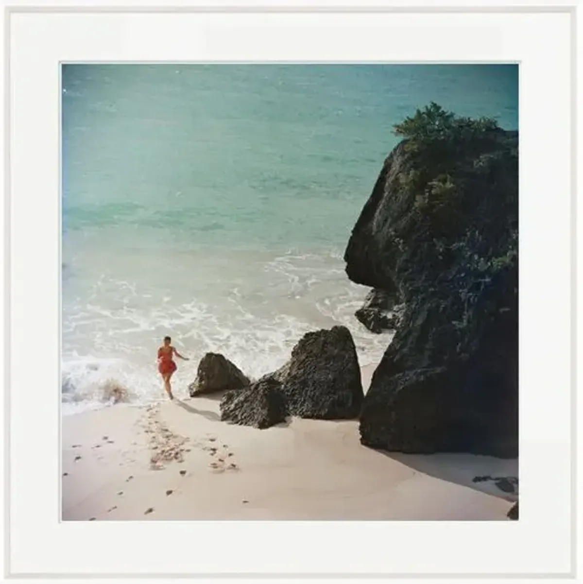 Slim Aarons - Bermuda Beach 1957 - White