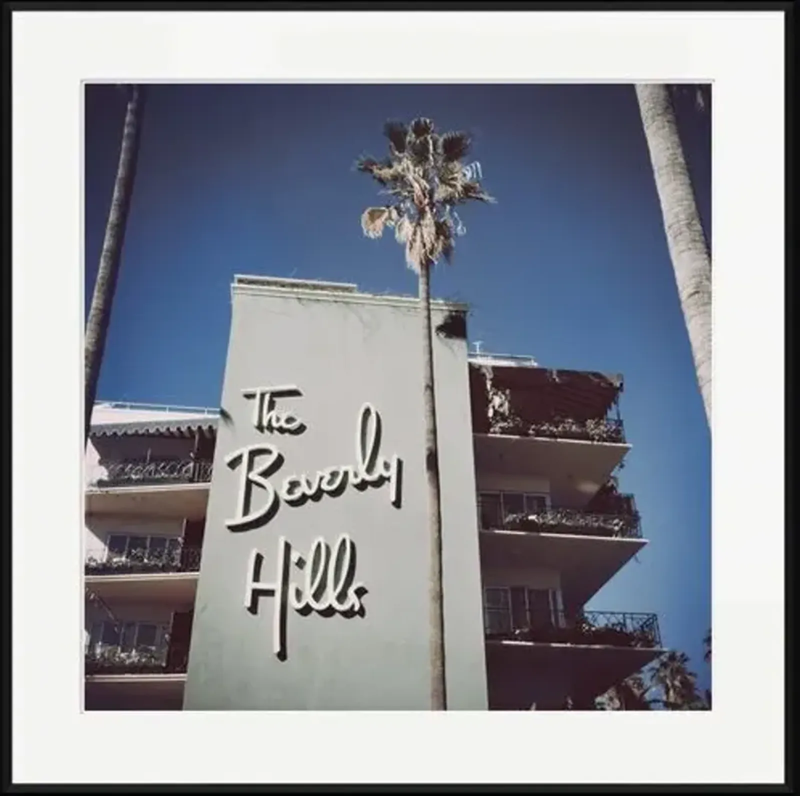 Slim Aarons - Beverly Hills Hotel - Black