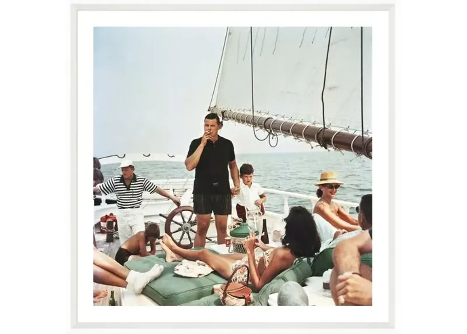 Slim Aarons - Black Pearl Trippers 1959 - White