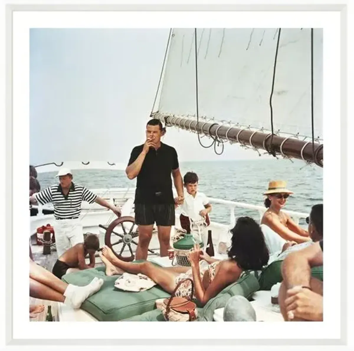 Slim Aarons - Black Pearl Trippers 1959 - White