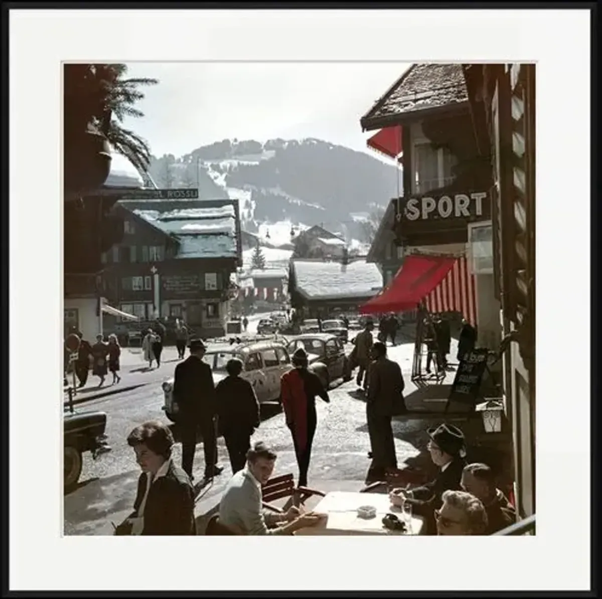 Slim Aarons - Gstaad Town Centre - Black