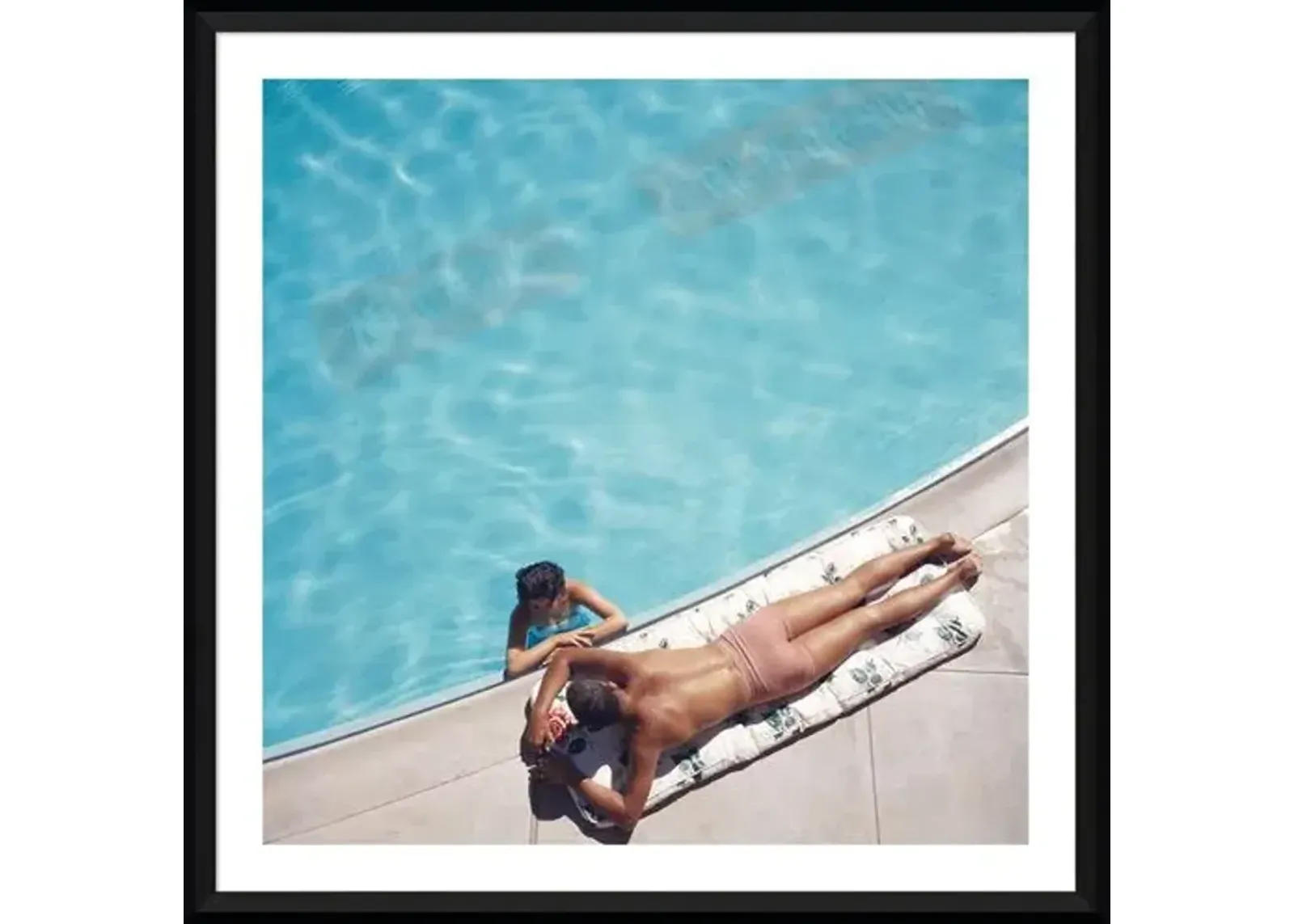 Slim Aarons - Lake Tahoe Couple - Black