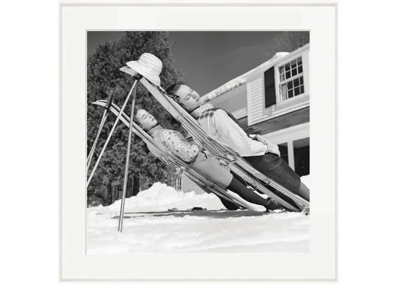 Slim Aarons - New England Skiing - White