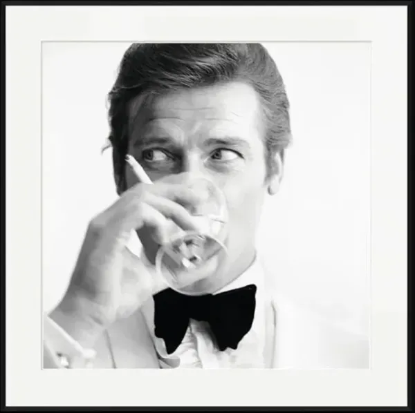 Peter Ruck - Shaken Not Stirred - Black