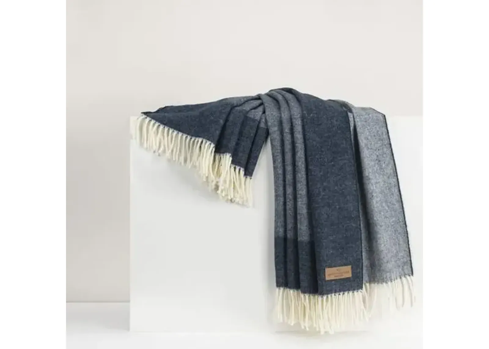 Border Herringbone Throw - Lands Downunder, Fringed