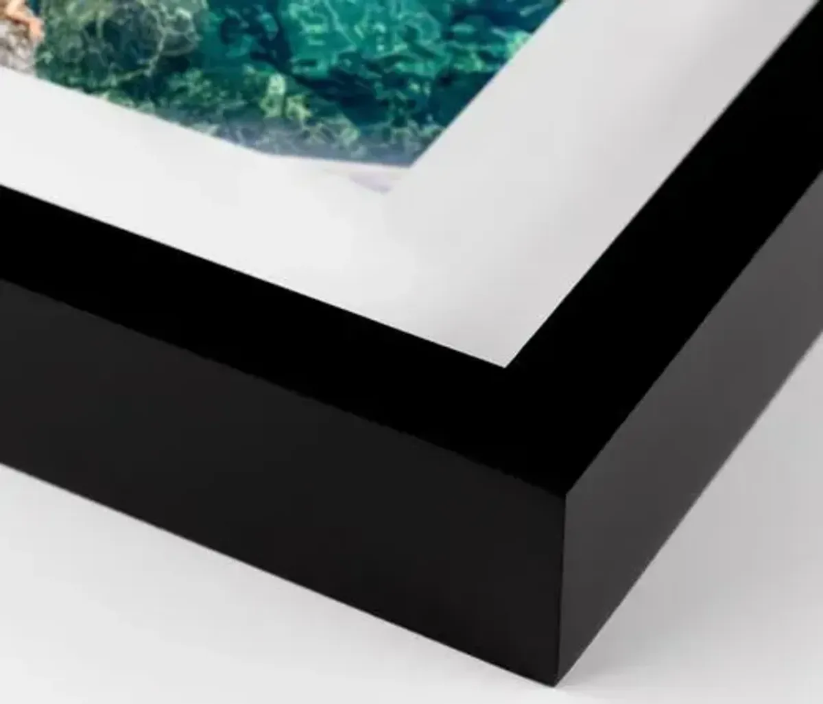 Judith Gigliotti - Tuffo Italia Photograph - Black
