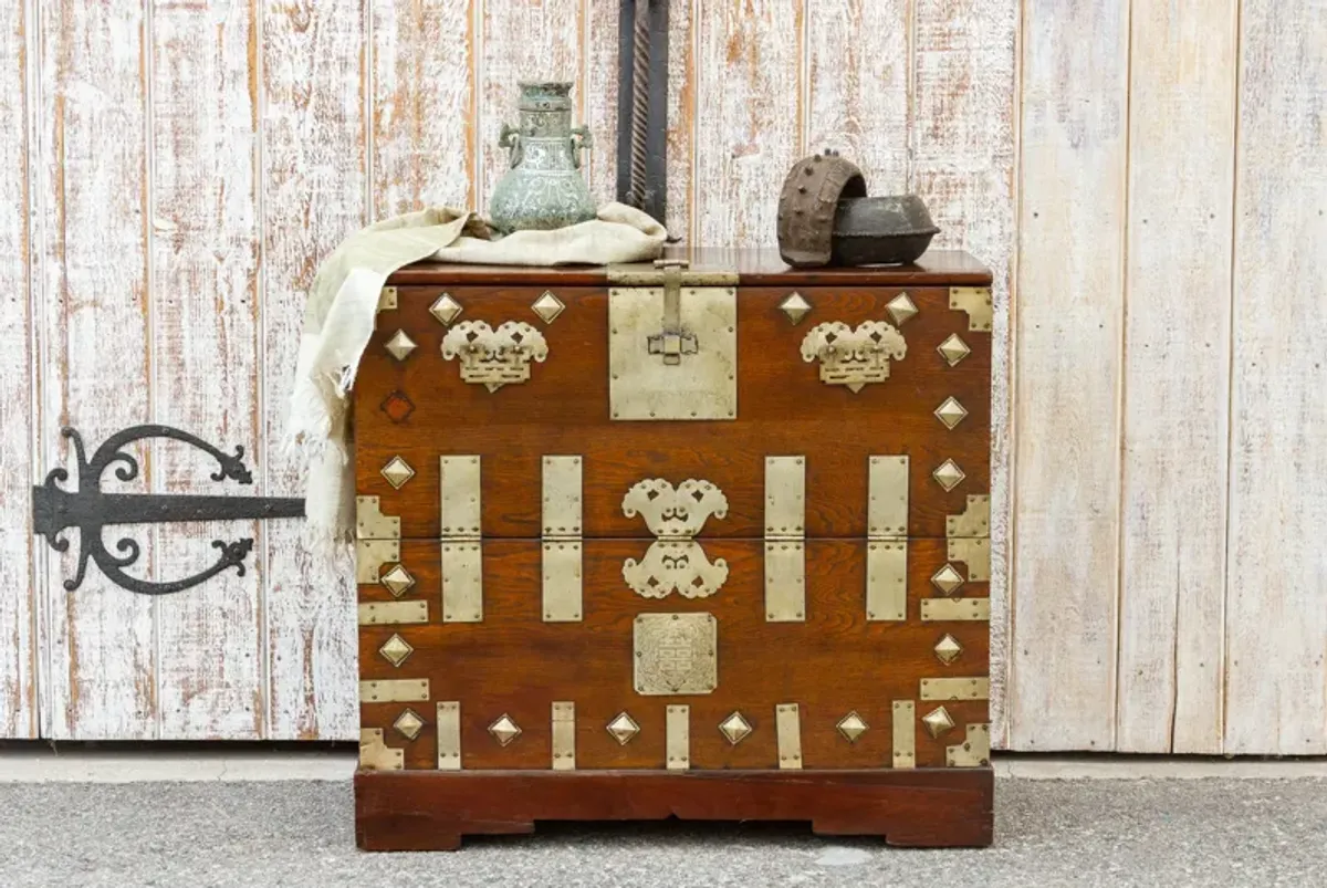 Antique Korean Wedding Chest - de-cor - Handcrafted - Brown