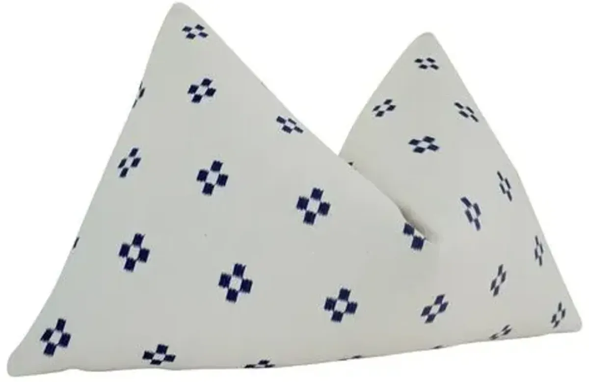 Monterey 25x16 Pillow - White/Blue