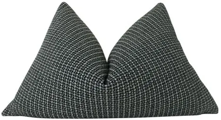 Brentwood 25x16 Pillow - Black/White