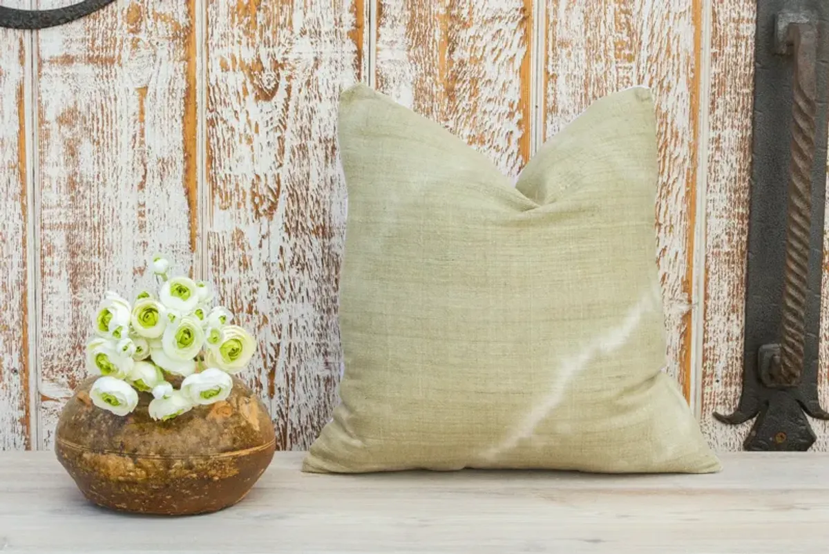 Umika Organic Silk Pillow - de-cor