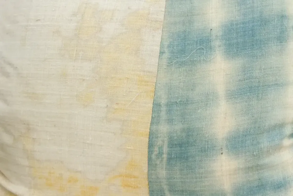 Giaan Organic Silk Pillow