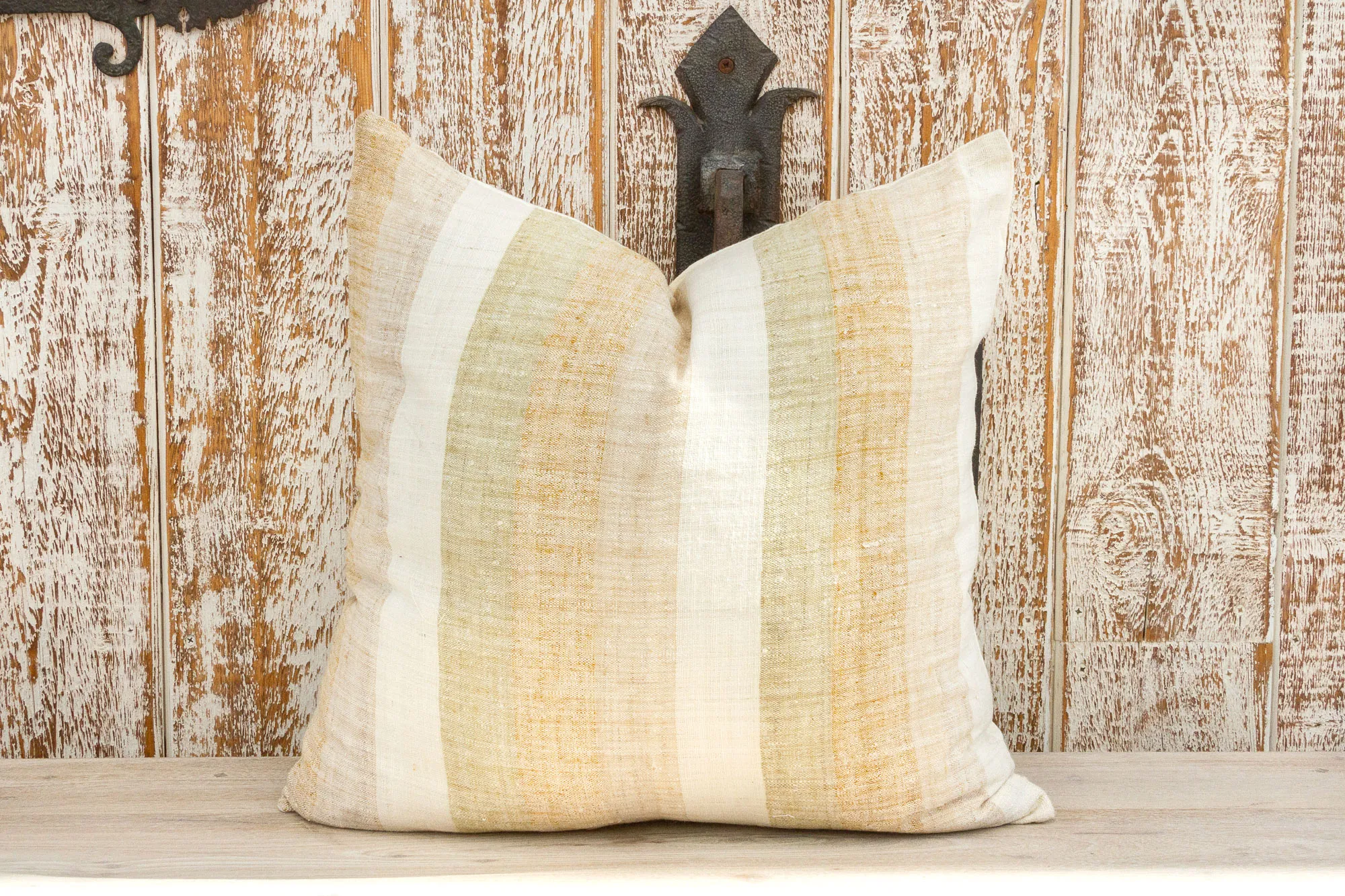 Fama Organic Silk Pillow - de-cor