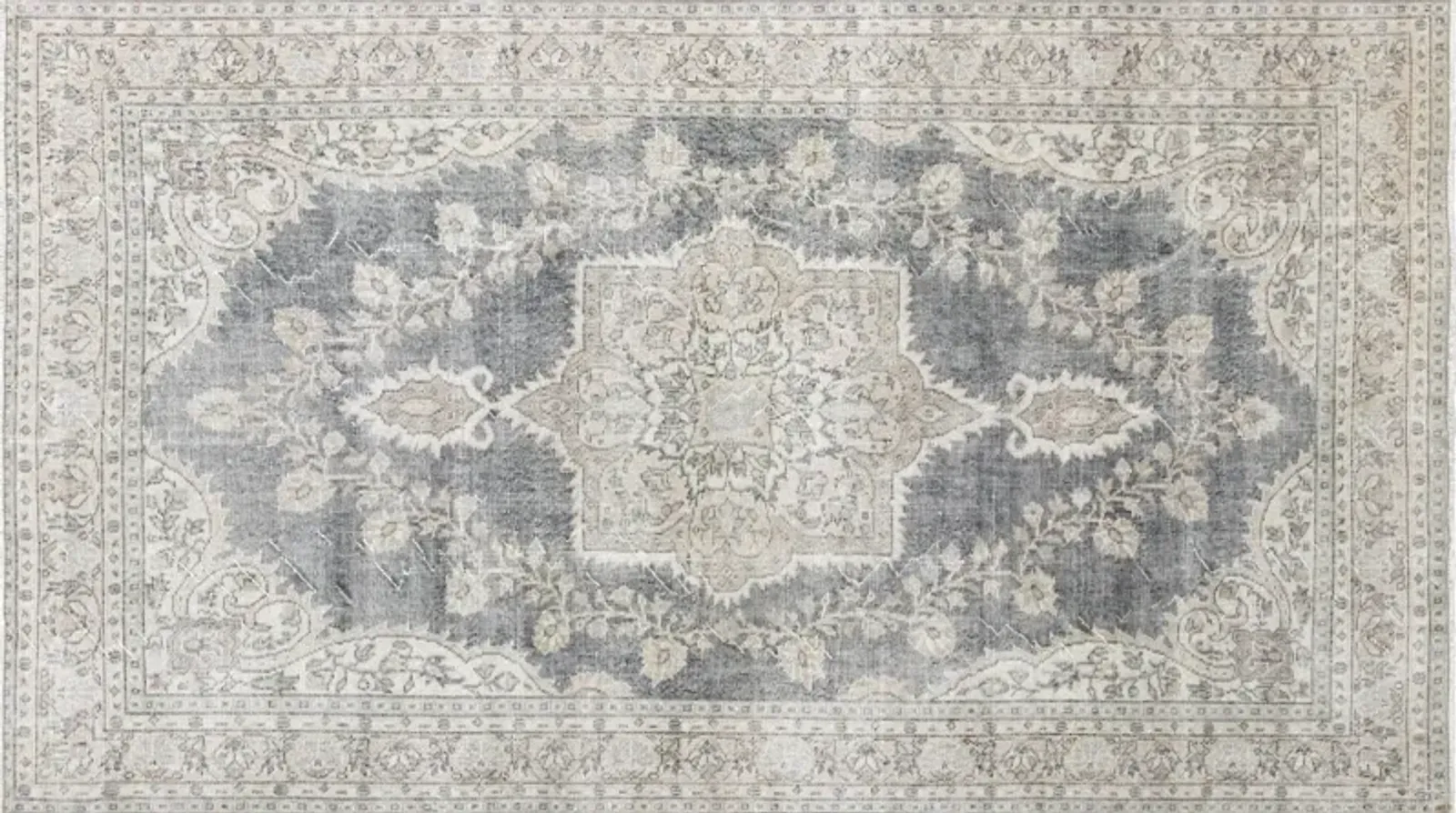 1960s Turkish Oushak Rug - 5'2" x 9'1" - Nalbandian - Gray - Gray