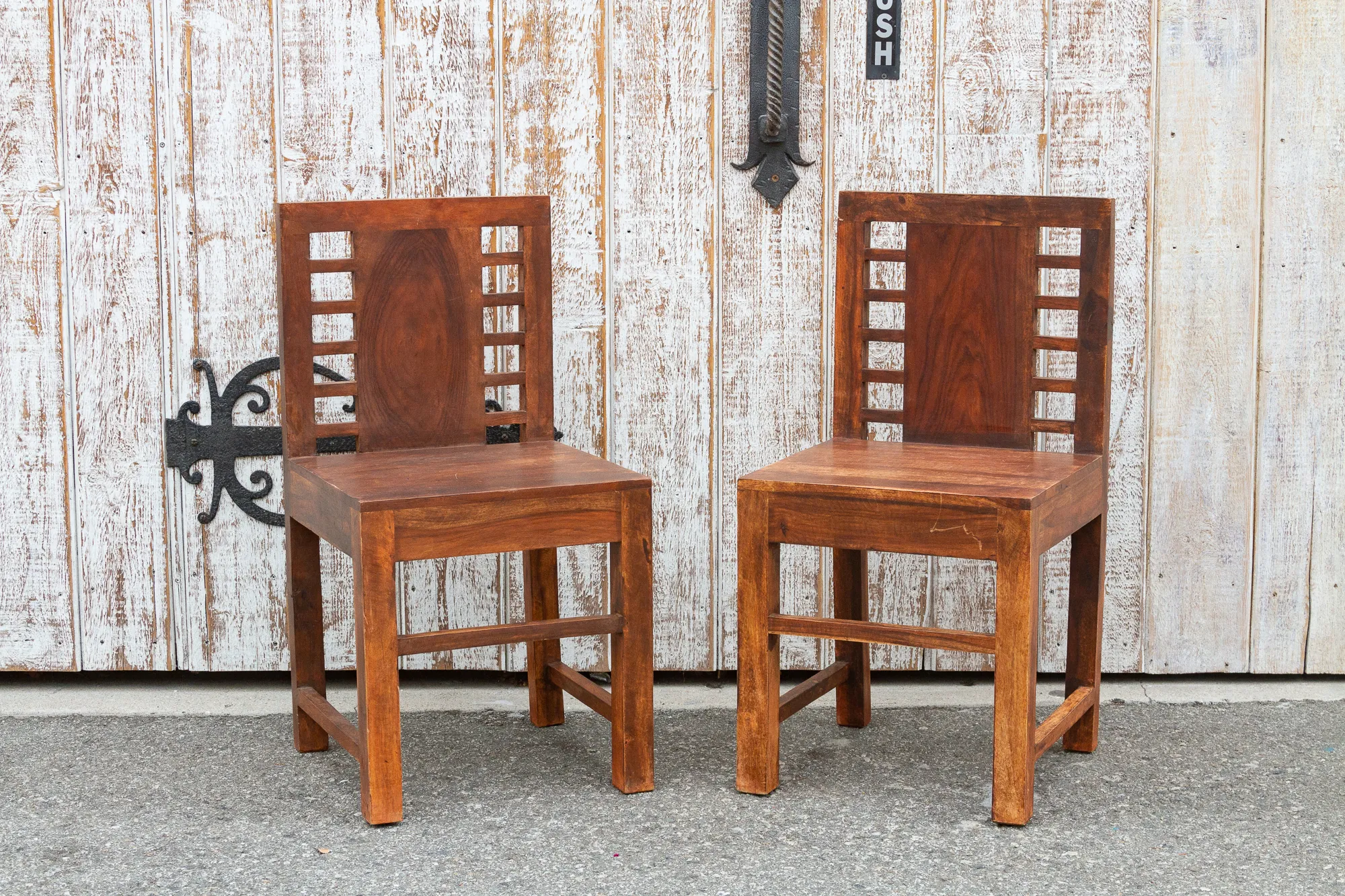 Indian Rustic Colonial Chairs - set of 2 - de-cor - Brown