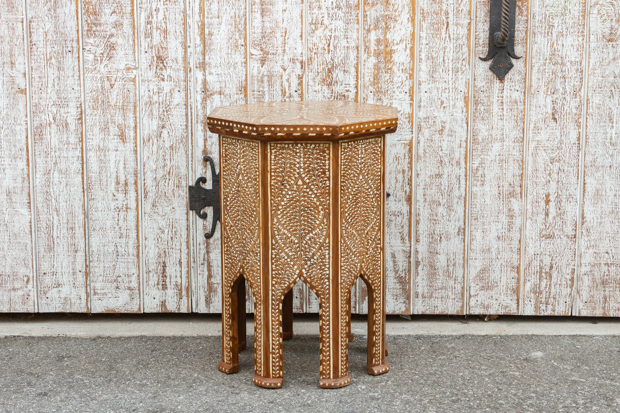 Finely Inlay Lotus Tall End Table - de-cor - Handcrafted - Brown