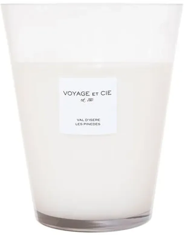 Les Pinédes Val d'Isère Candle - VOYAGE ET CIE INC