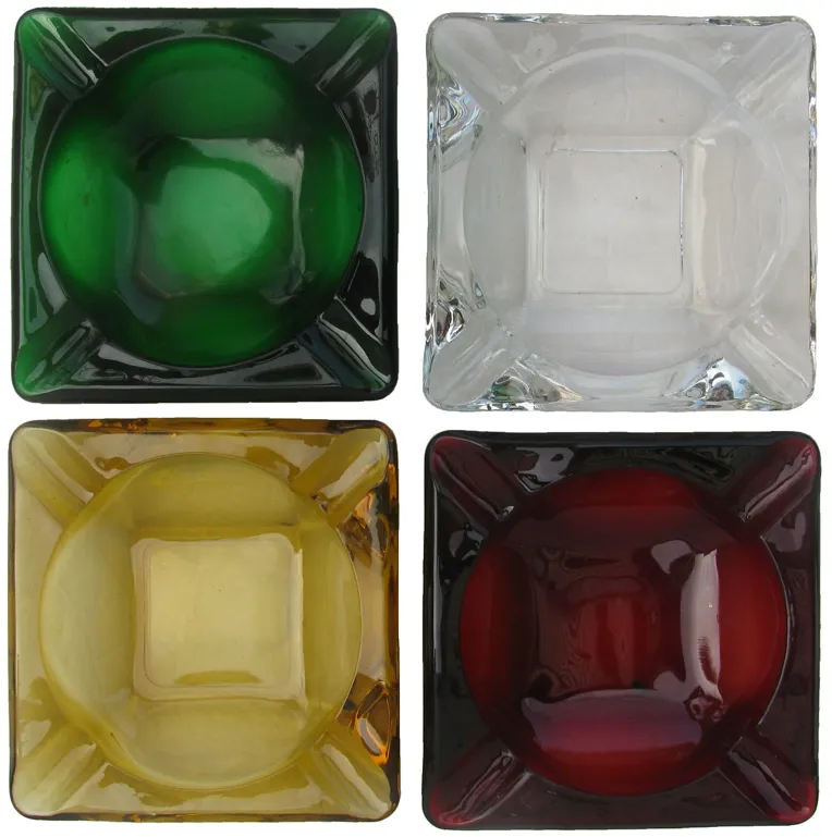 Mid-Century Art Glass Ashtrays - Set of 4 - Chez Vous - Green