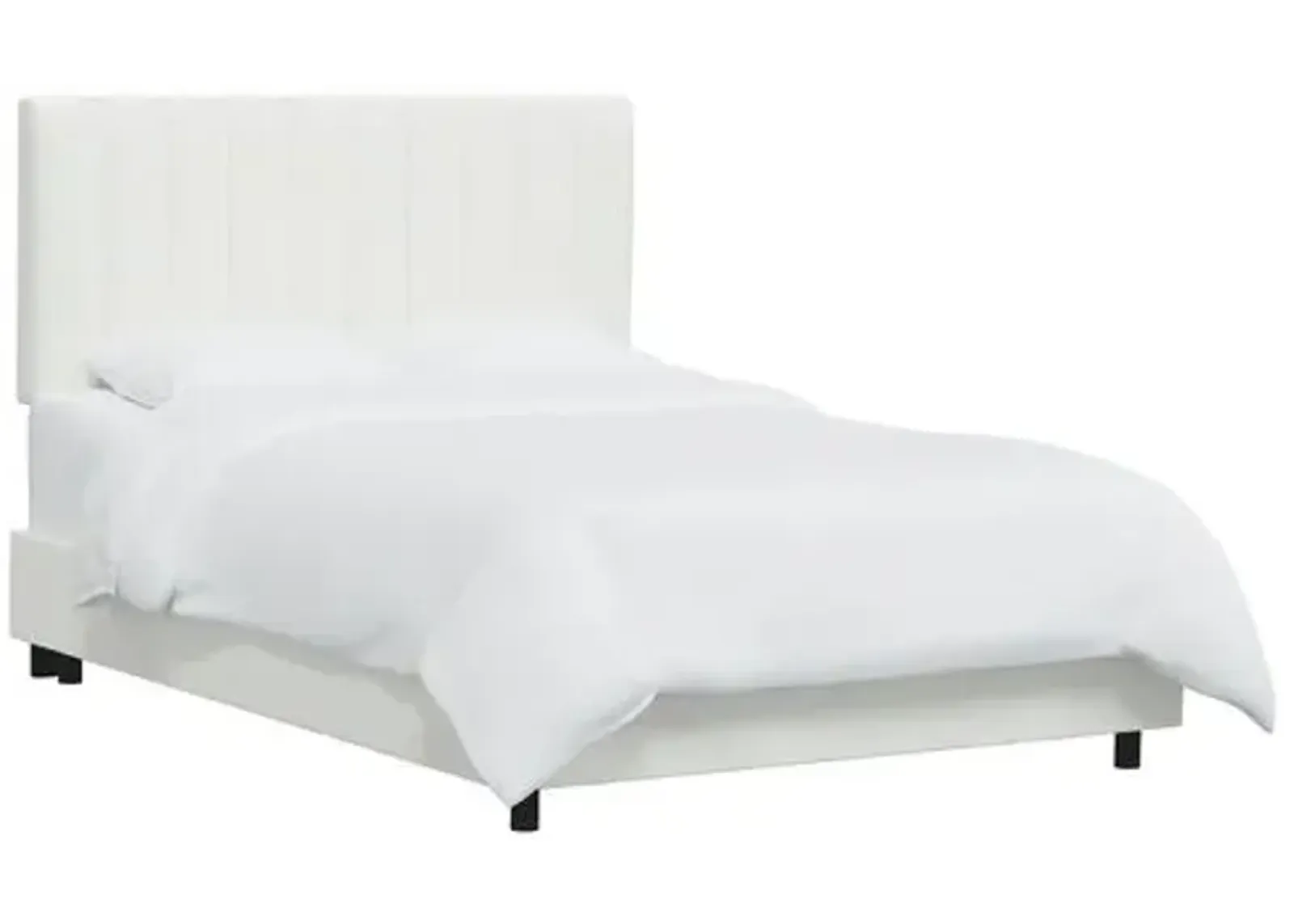 Delmar Bouclé Channeled Bed - Snow - Handcrafted - White