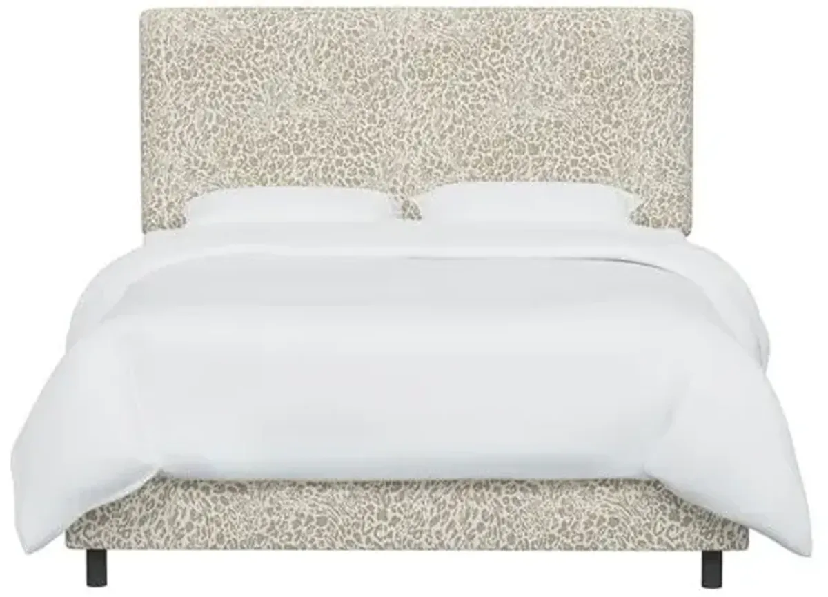 Novak Pounce Bed - Beige