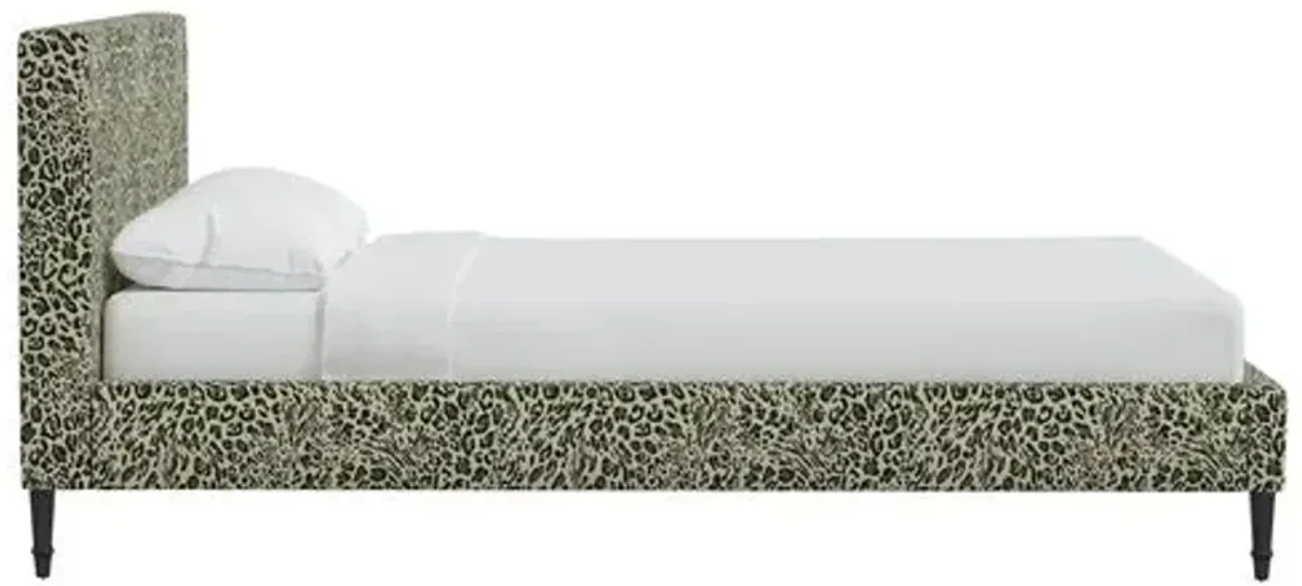 Lili Pounce Bed - Green