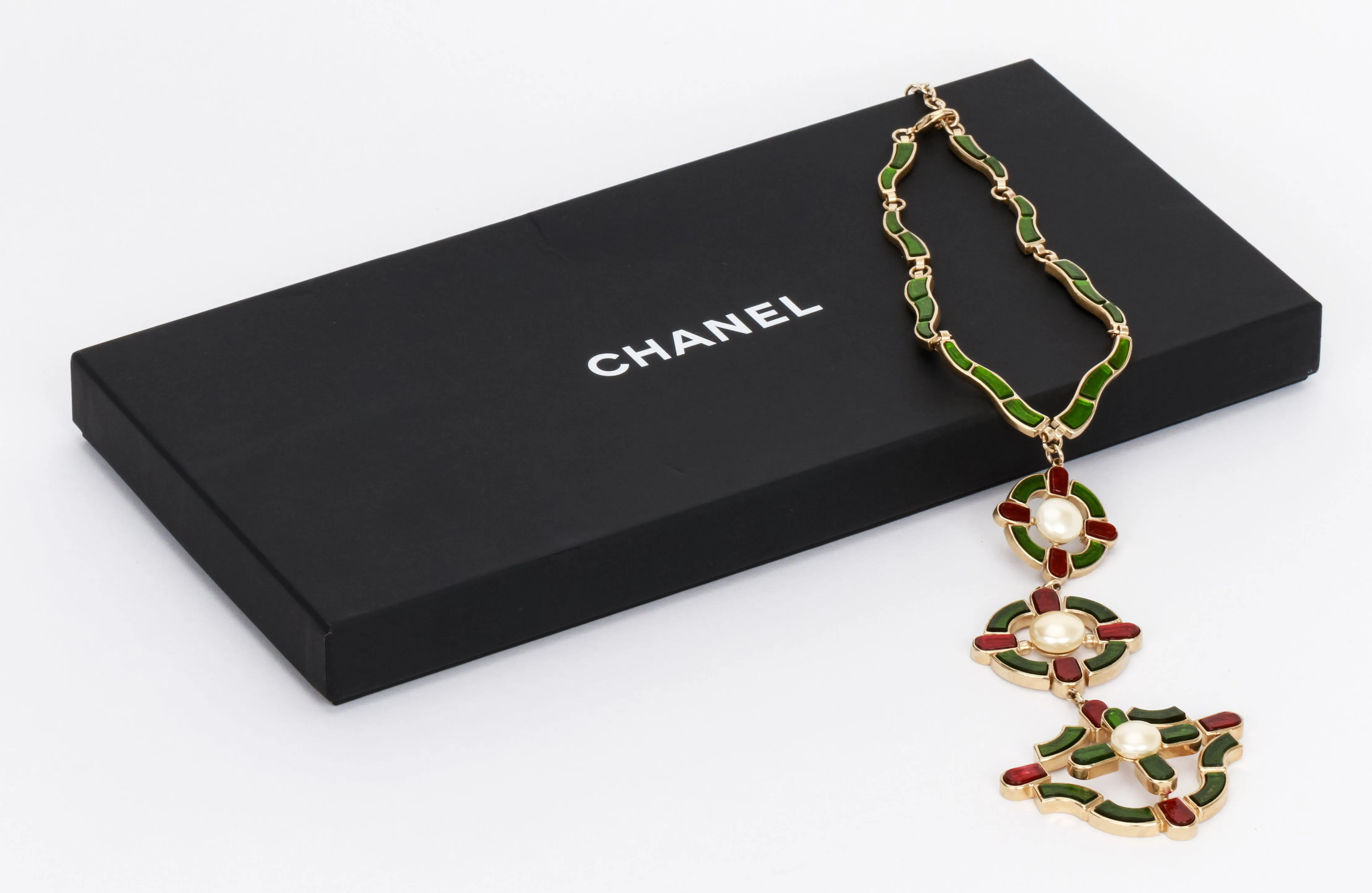 Chanel necklace w/triple pendant gripoix - Vintage Lux - Green