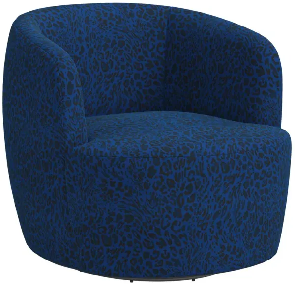 Chester Pounce Swivel Chair