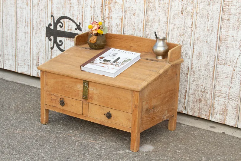 19th C. British Colonial Teak Low Desk - de-cor - Brown