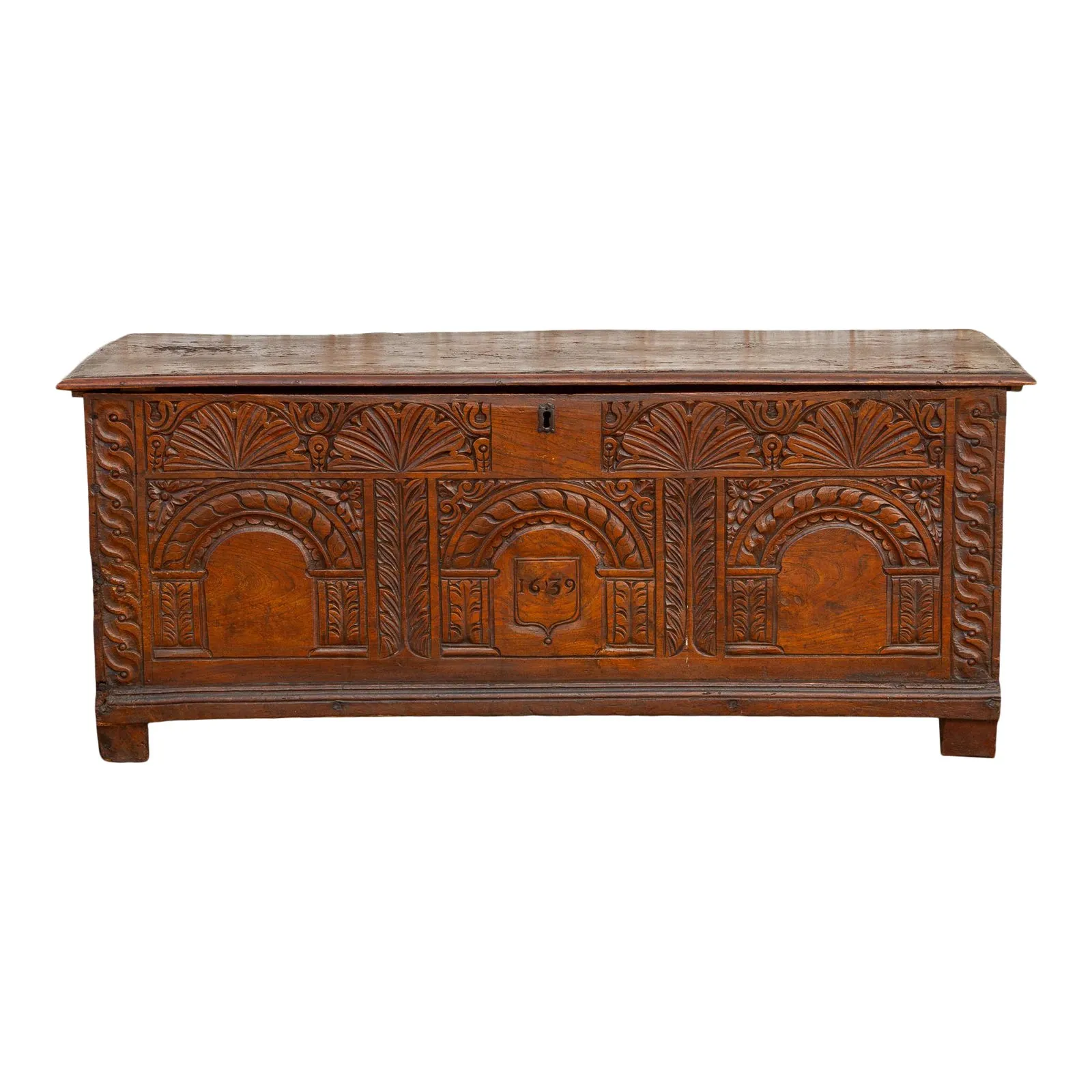 17th Century French Carved Chest - de-cor - Brown