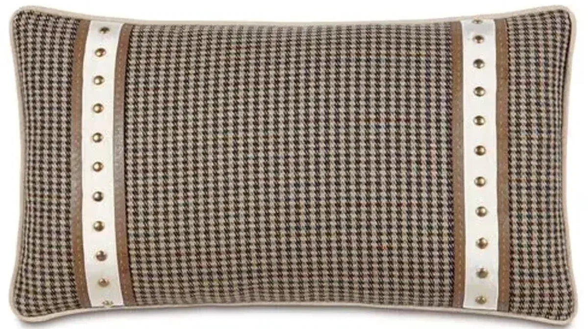 Carrie 15x26 Houndstooth Lumbar Pillow - Brown