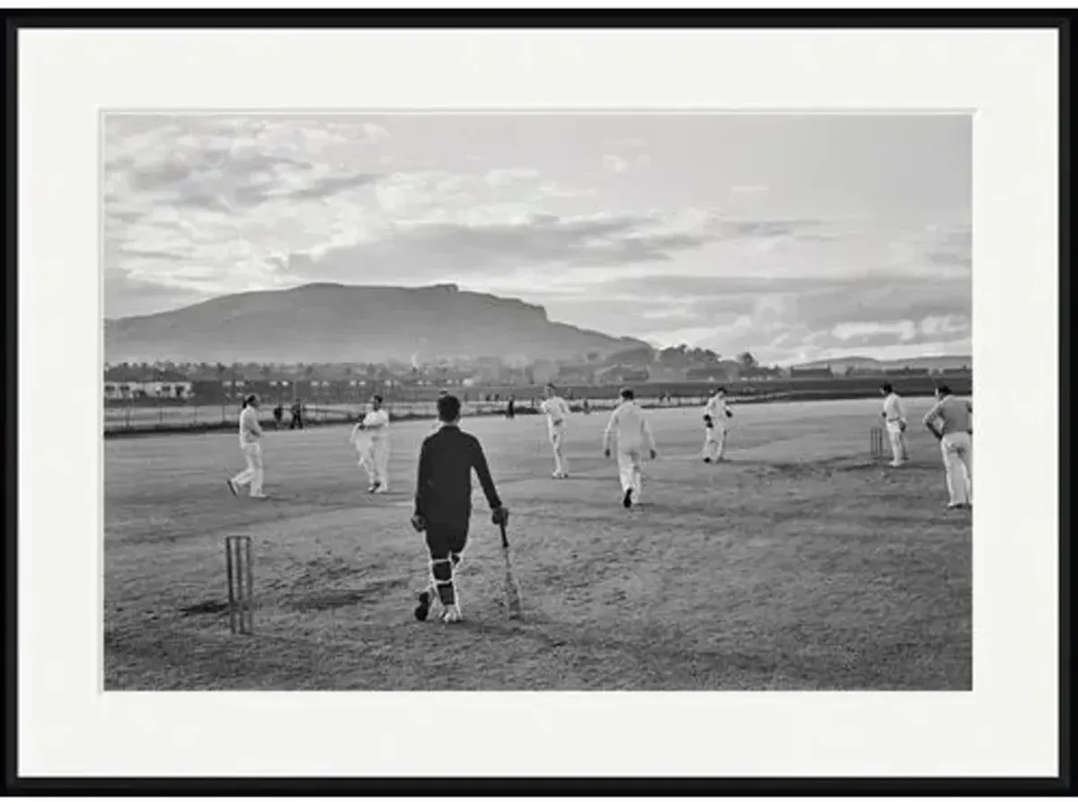 Slim Aarons - Cricketers on the Pitch - Black