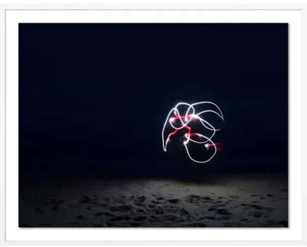 Tommy Kwak - Lumen 5 - White
