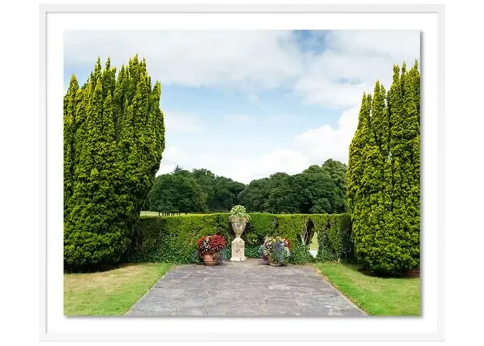 Tommy Kwak - Altamont Gardens - Ireland - White