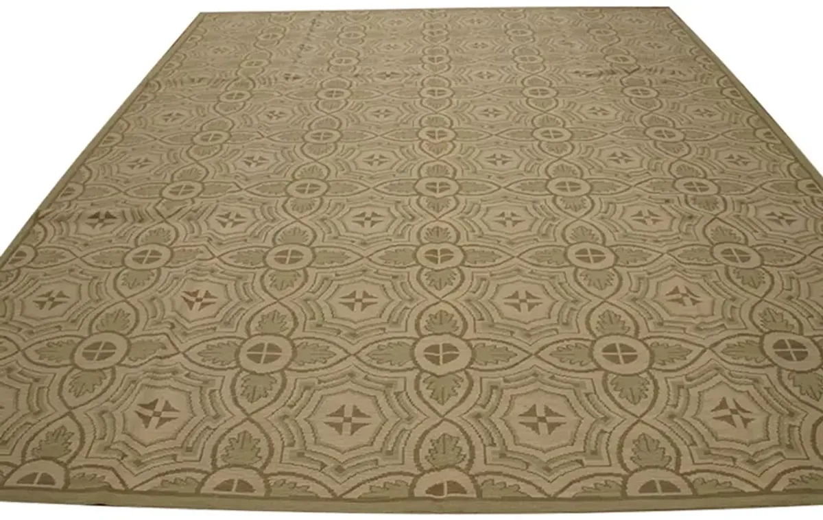 Needlepoint 9'0" x 12'0" - Beige