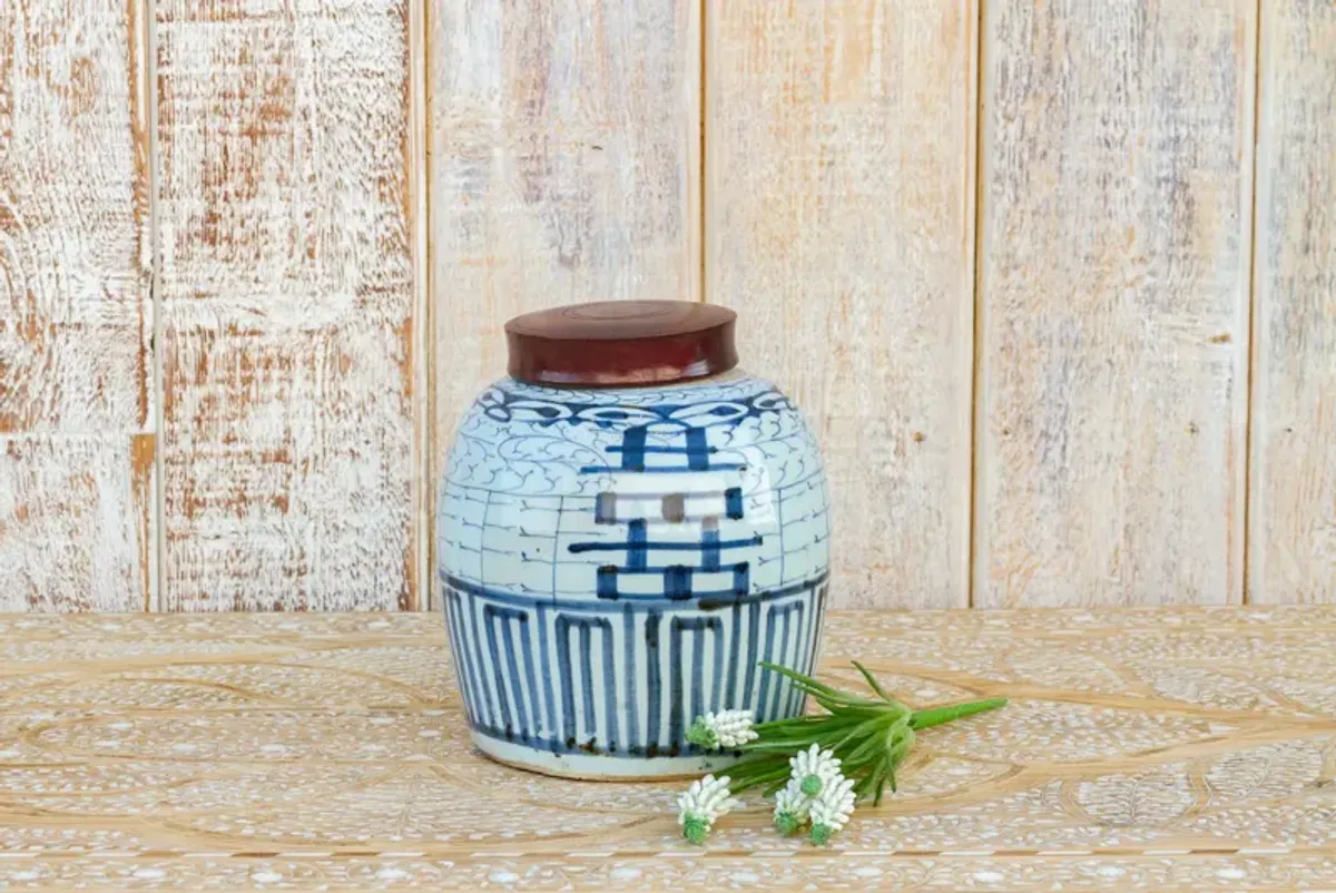 Vintage Chinese Porcelain Lidded Jar - de-cor - Blue