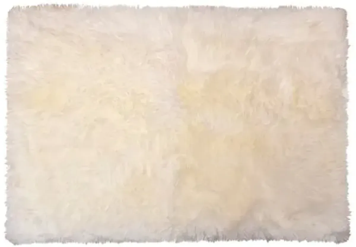 Anthony Handmade Sheepskin Rug - Natural - Handcrafted - Ivory - Ivory