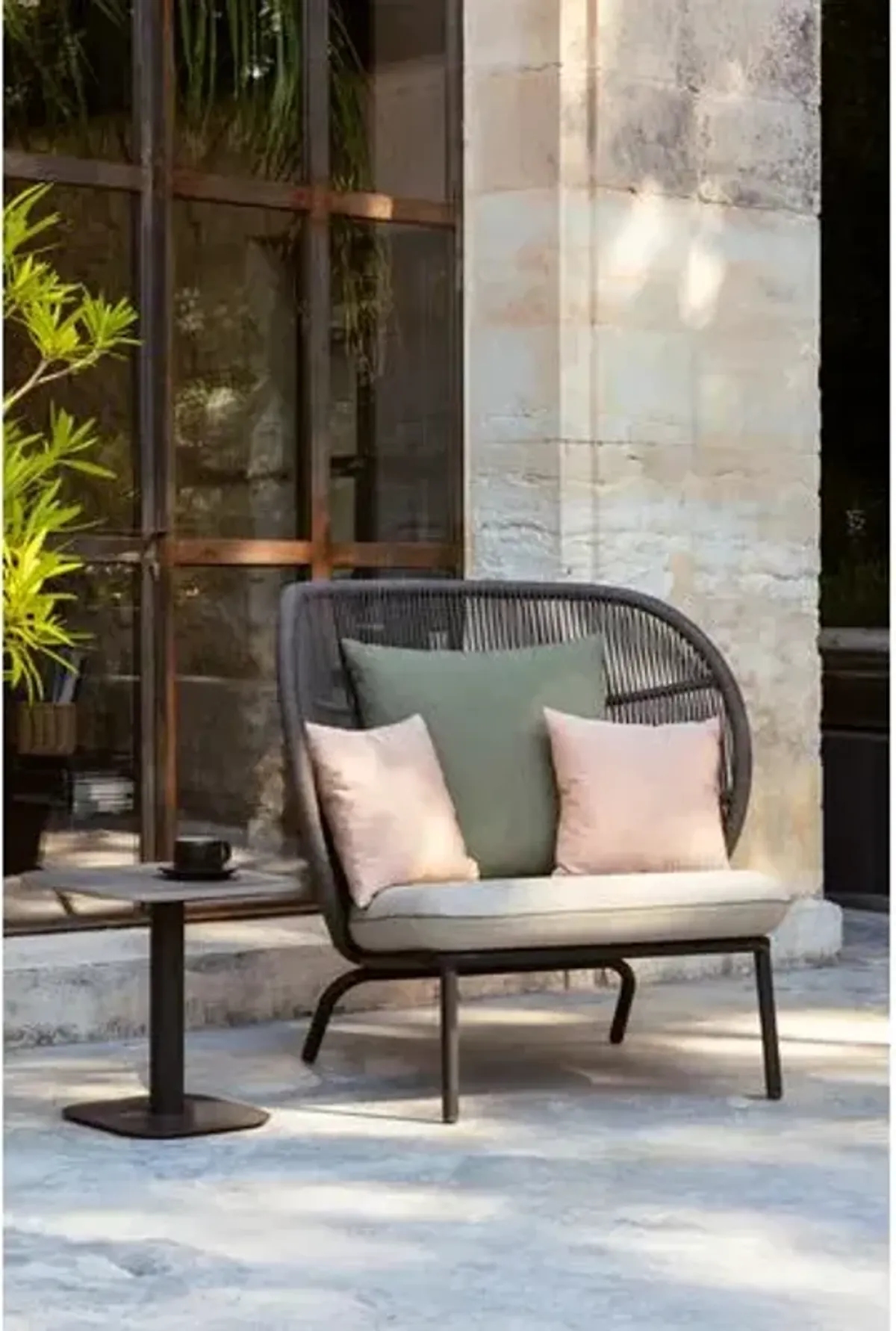 Kodo Outdoor Cocoon Chair - Gray/Almond - Vincent Sheppard - Beige