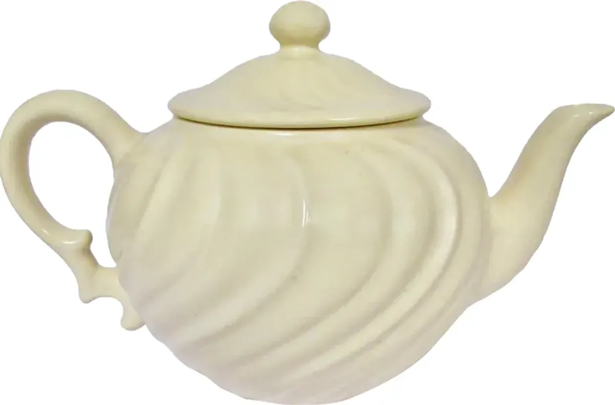 1940s Gladding McBean Swirl Teapot - The Emporium Ltd. - White