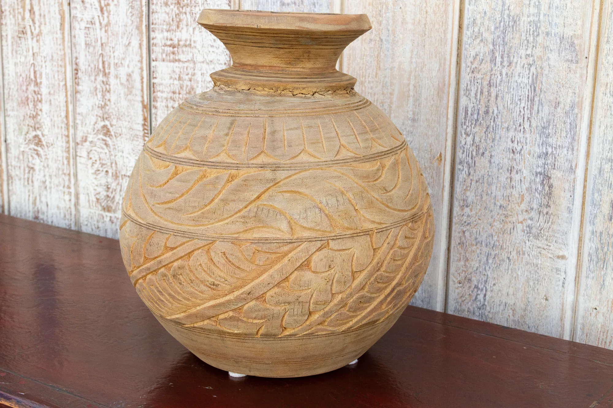 Carved Bleached Naga Water Outdoor Pot - de-cor - Brown