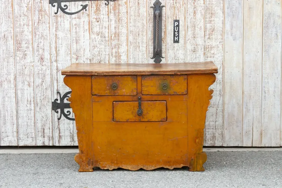 Antique Ming Style Yellow Money Chest - de-cor