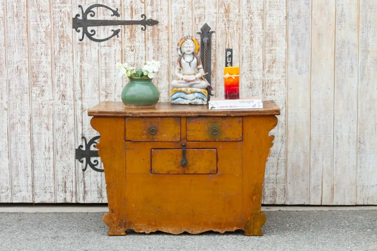 Antique Ming Style Yellow Money Chest - de-cor