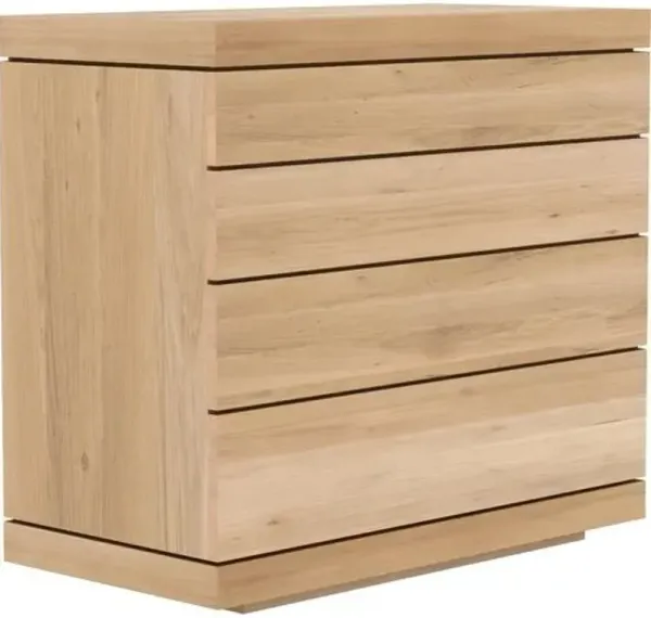 Burger 4-Drawer Bedroom Chest - Oak - Ethnicraft - Beige