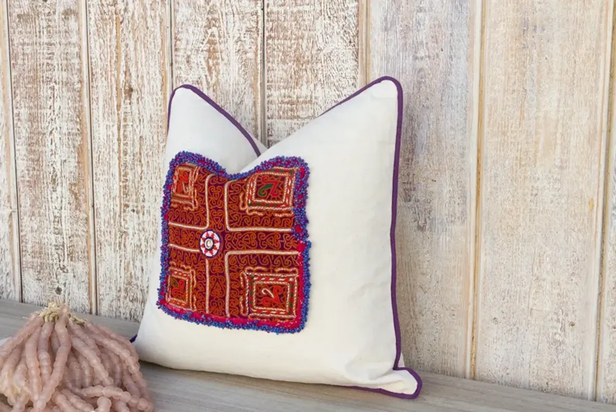 Vivek Vintage Boho Throw Pillow - de-cor